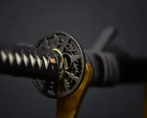 Differences between authentic katanas and replicas: A guide to identifying authenticity and value

Différences entre les katanas authentiques et les répliques : Un guide pour identifier l&rsquo;authenticité et la valeur