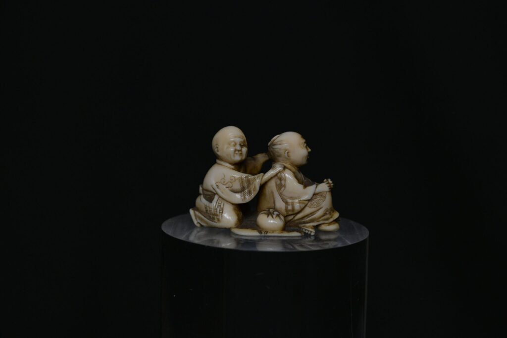 Blind Massage Netsuke in Ivory