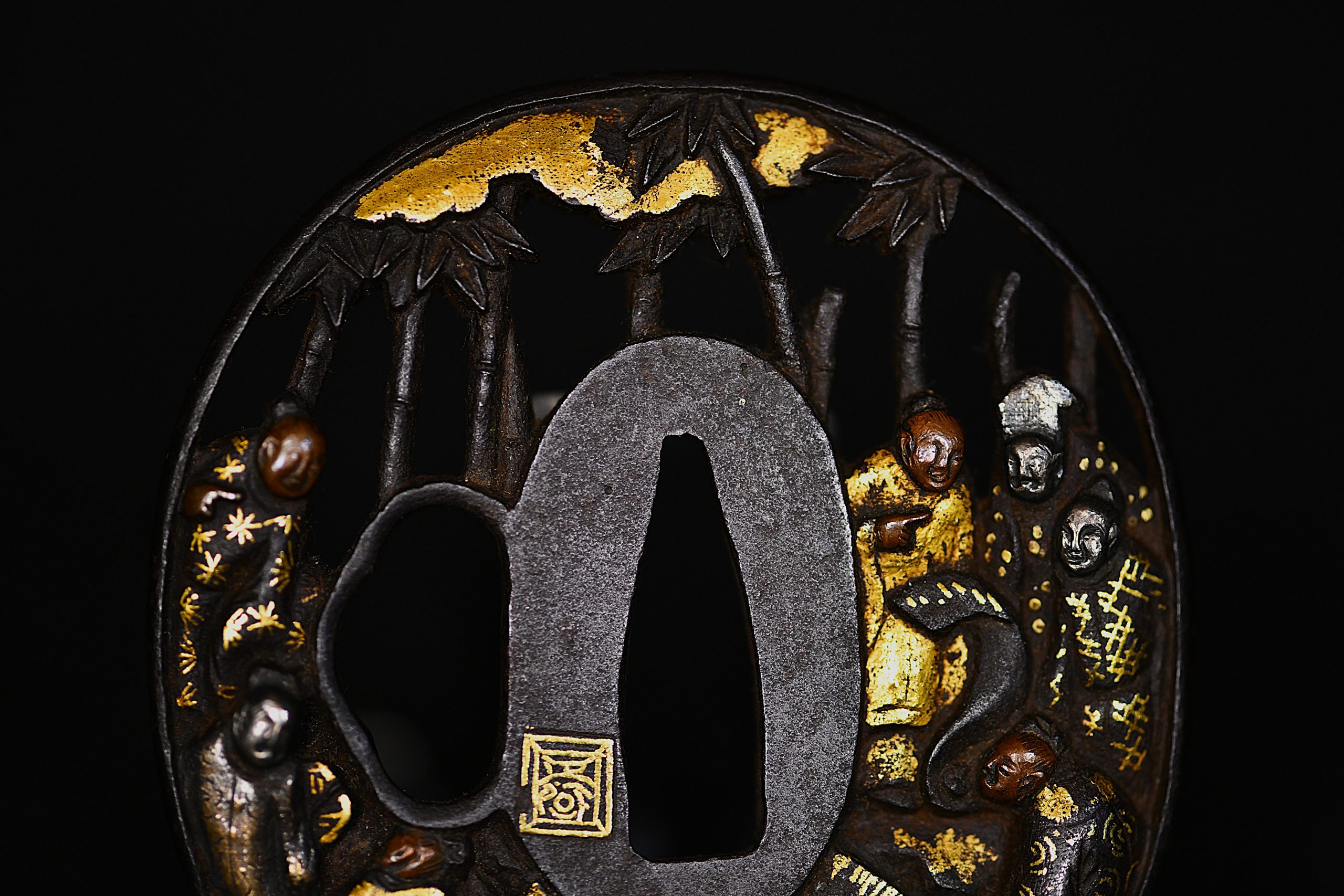 Marugata iron tsuba nobles NBTHK hozon