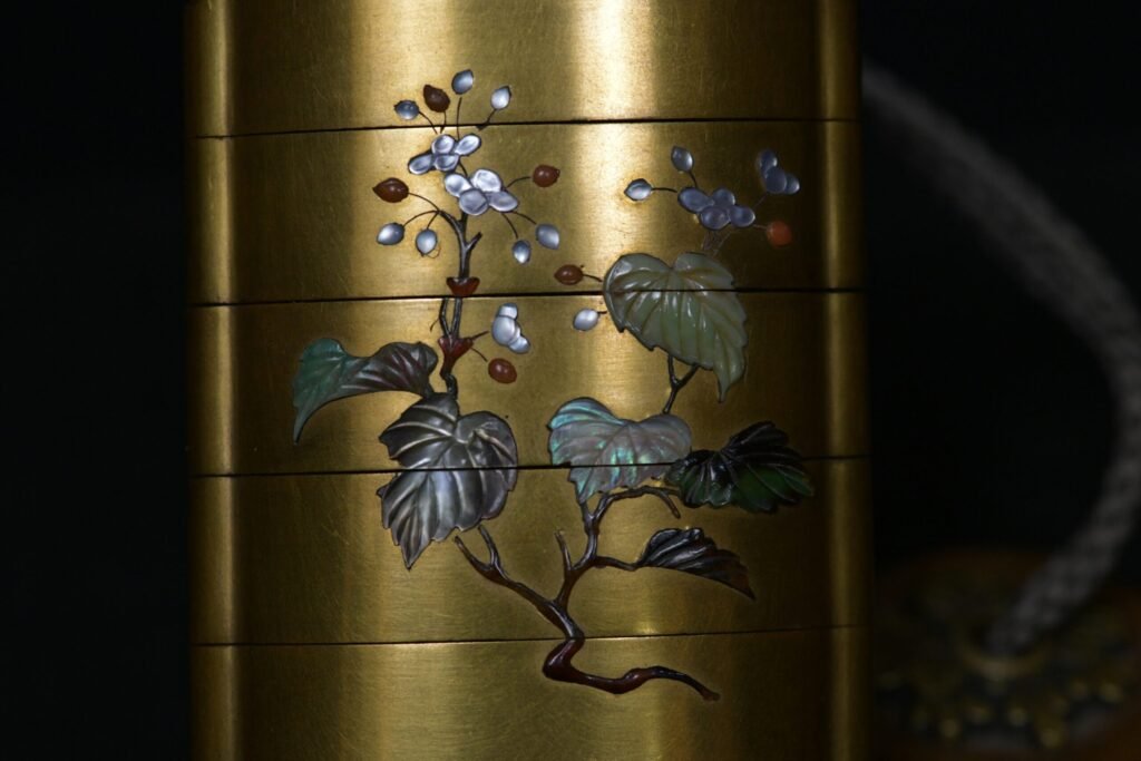 Inro Makie Shibayama Flowerpot
