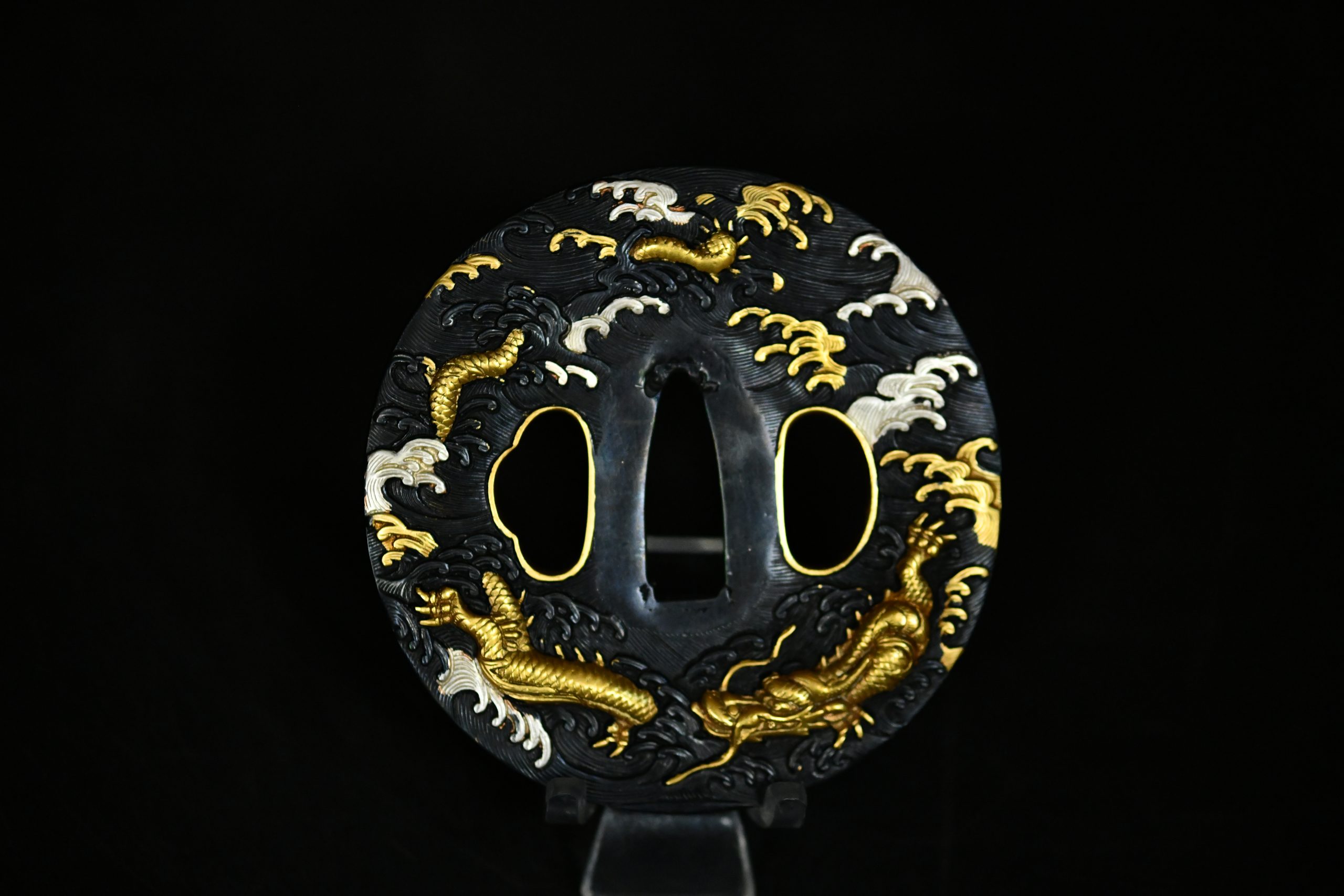 Dragon tsuba a vendre