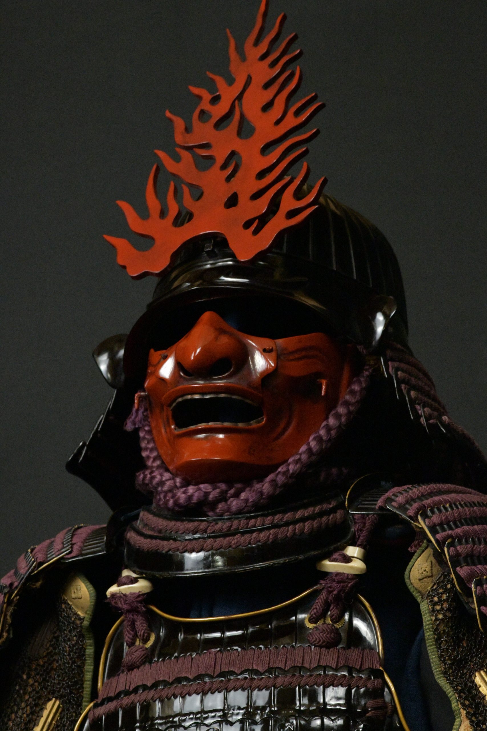Red menpo gusoku