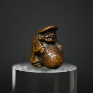 Netsuke Daikokuten wood