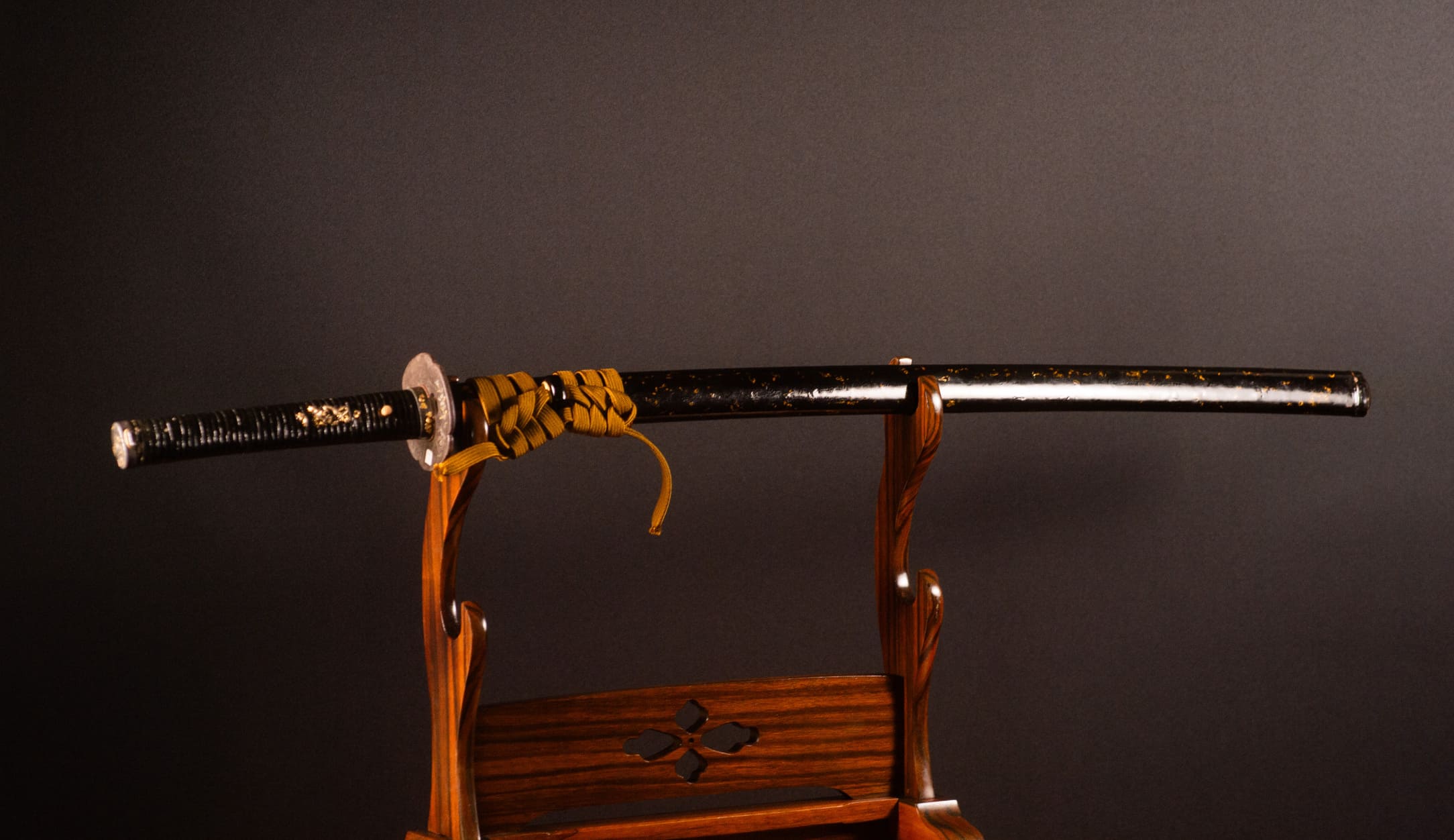 High Edo Period Katana with Daimyō Koshirae · 75.8 cm Shintō Blade