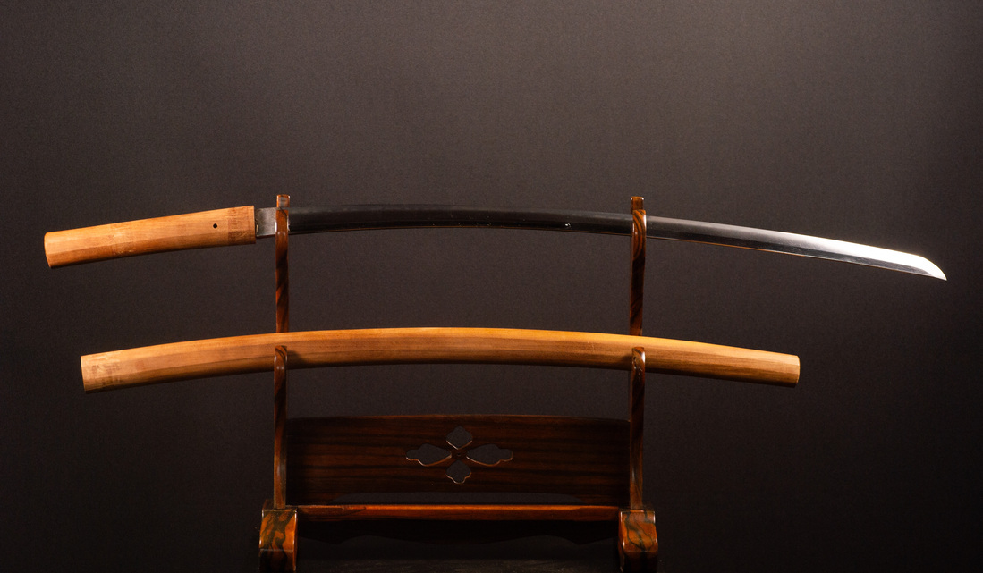 Signed Muromachi Tachi by Tsunahiro