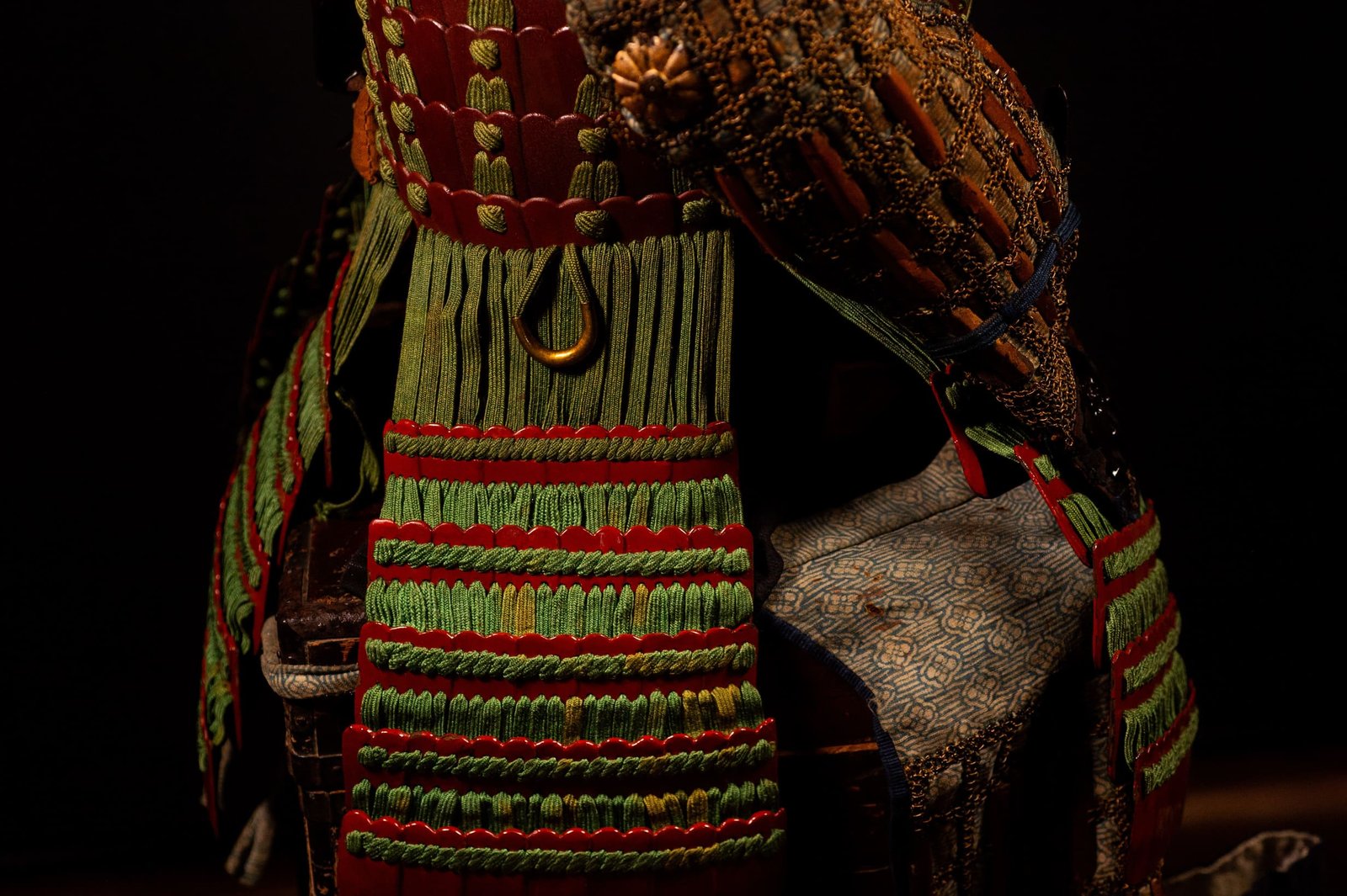 Certified Japanese Samurai Armor (Gusoku) – Red Lacquer Nimai-Dō and Moegi Lacing