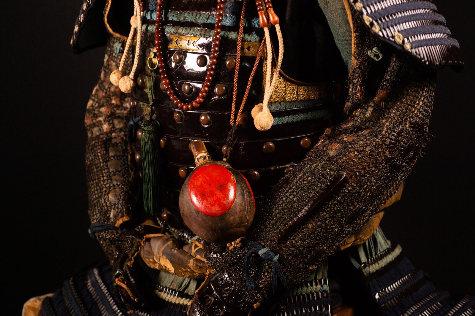 Complete Japanese Samurai Armor Gusoku – Black Lacquer and Navy - Blue Lacing