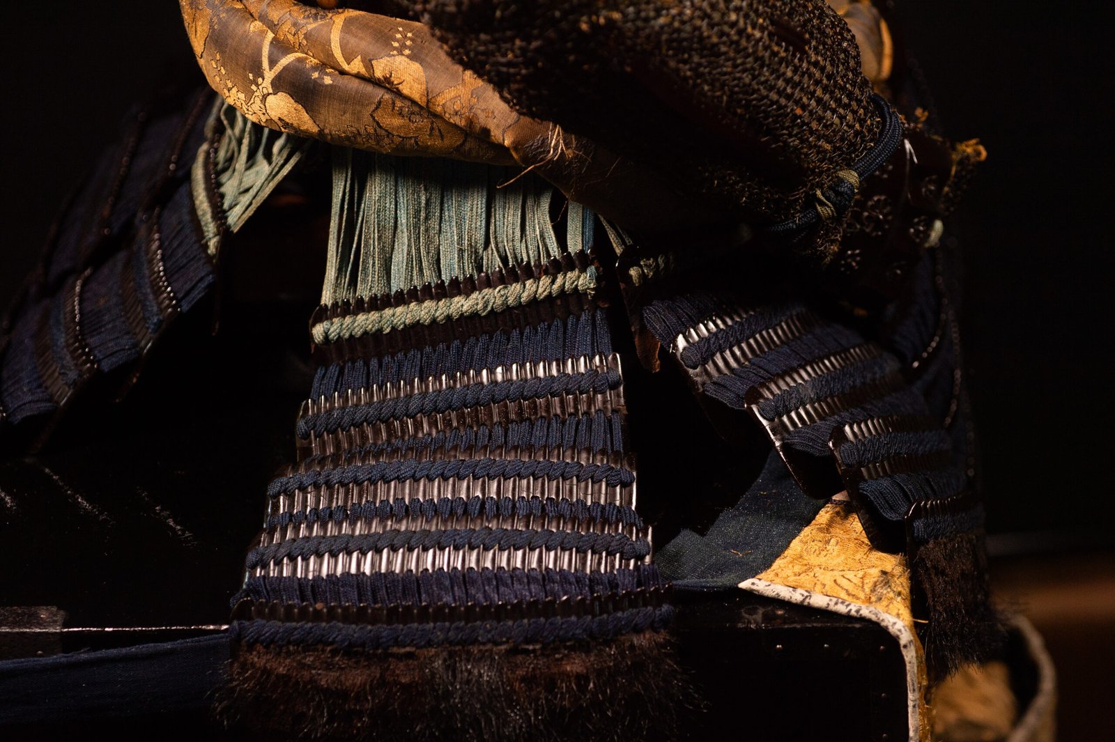 Complete Japanese Samurai Armor Gusoku – Black Lacquer and Navy - Blue Lacing