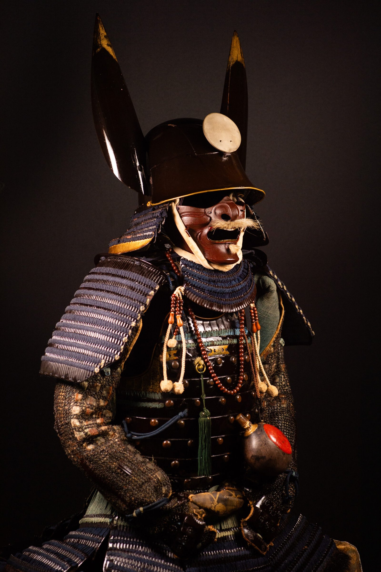 Complete Japanese Samurai Armor Gusoku – Black Lacquer and Navy - Blue Lacing