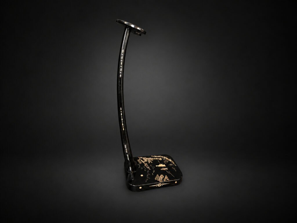 19th Century Katana-kake with Aogai Raden Landscape nueva