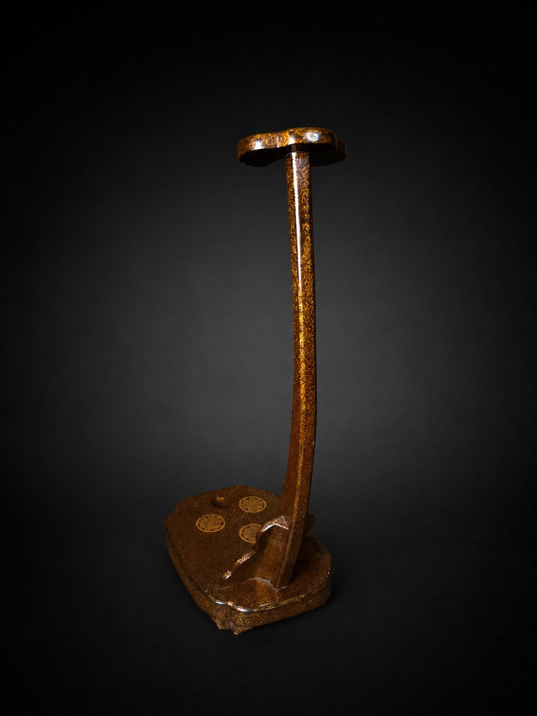 19th Century Katana-kake with Tokugawa Mon & Gold Lacquer