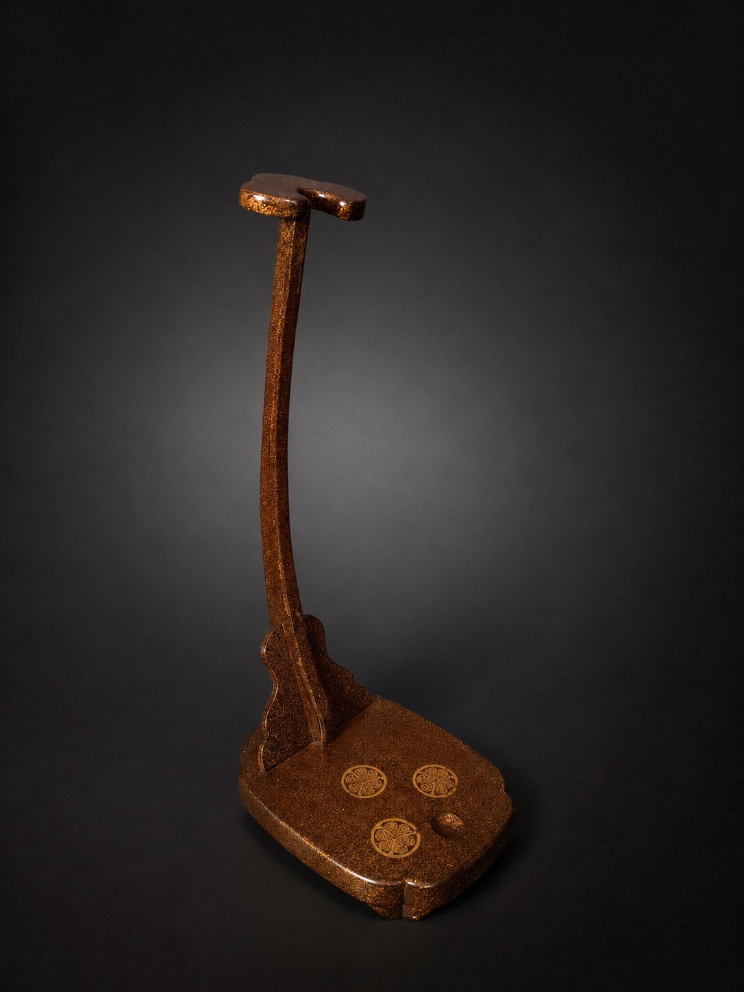 19th Century Katana-kake with Tokugawa Mon & Gold Lacquer
