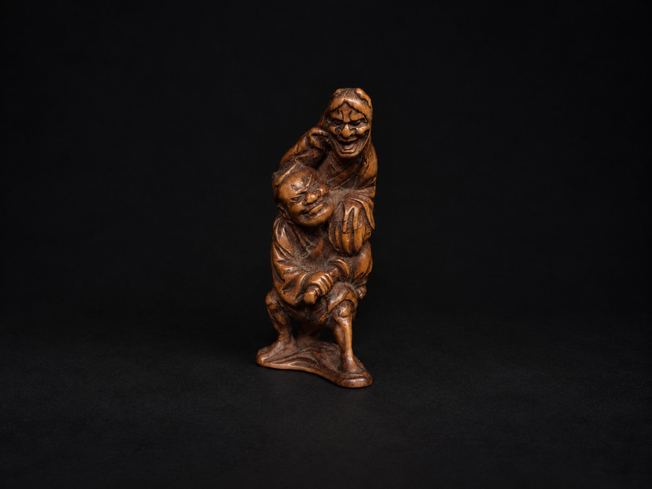 Edo Period Netsuke Hannya Attacking Samurai