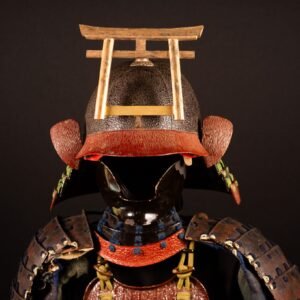 Armure de samouraï japonaise Tōsei Gusoku avec Torii Maedate