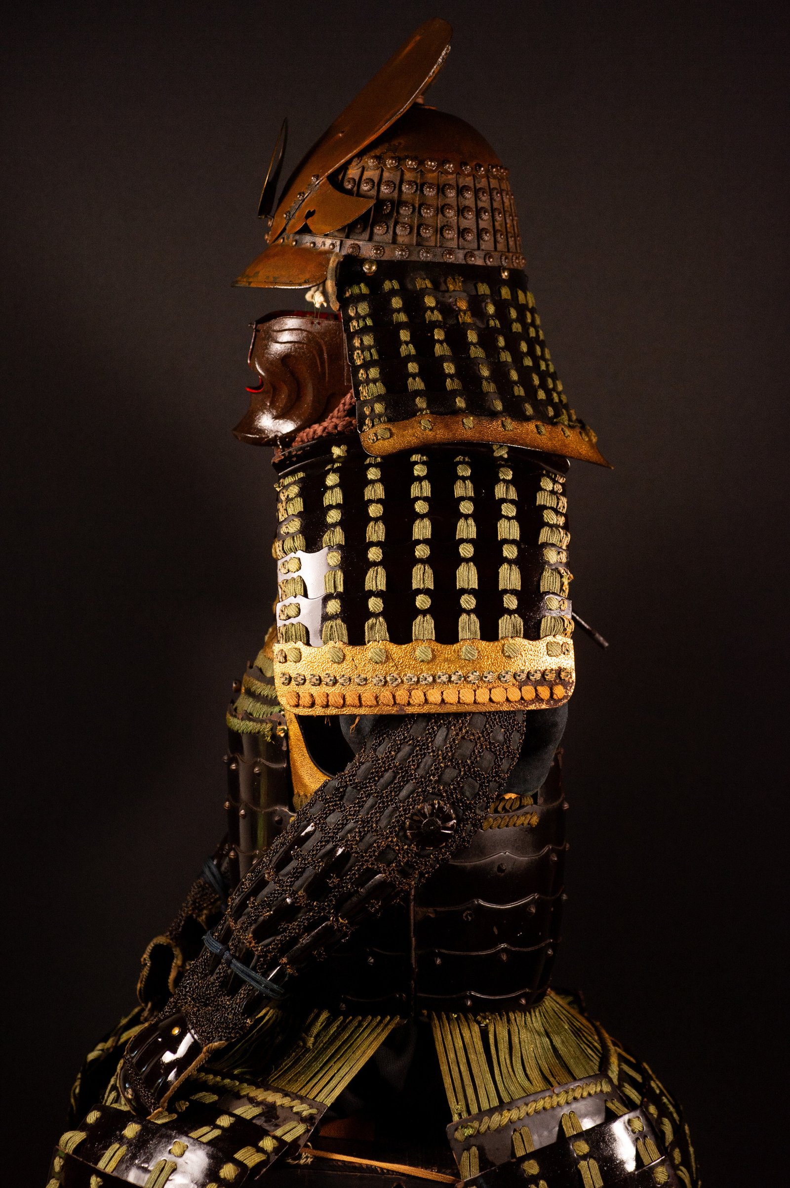 Mid-Edo Samurai Gusoku – Complete Japanese Armor