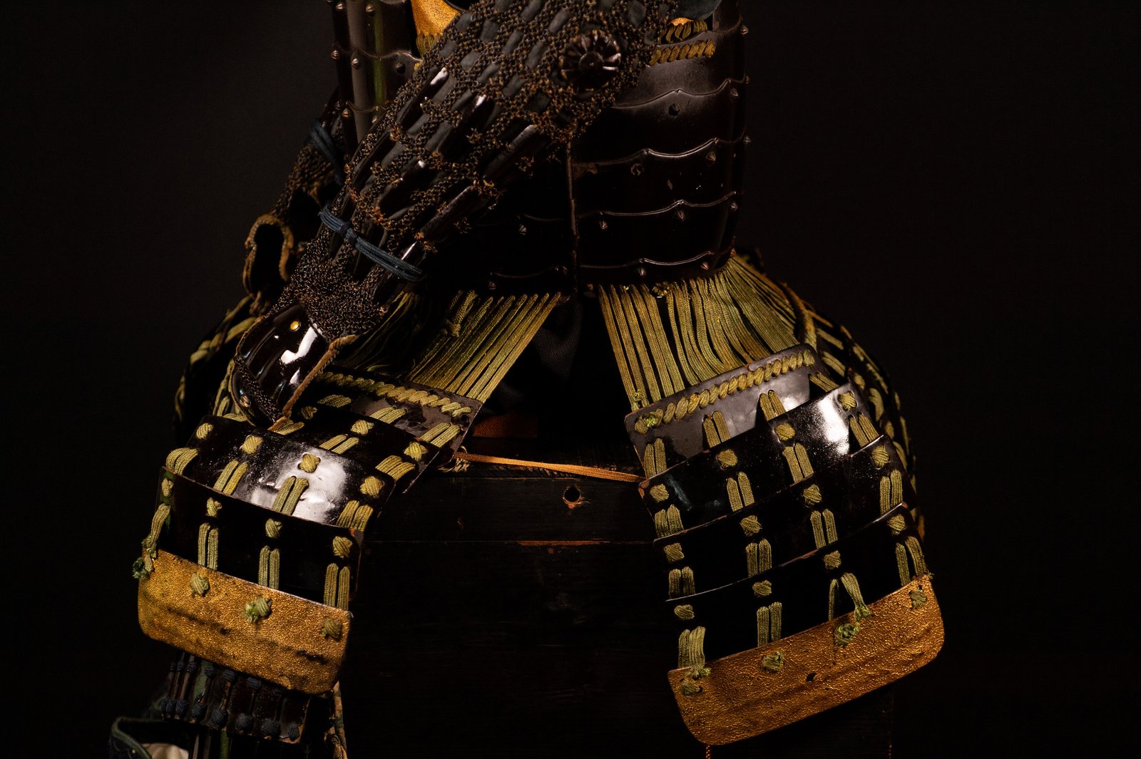 Mid-Edo Samurai Gusoku – Complete Japanese Armor