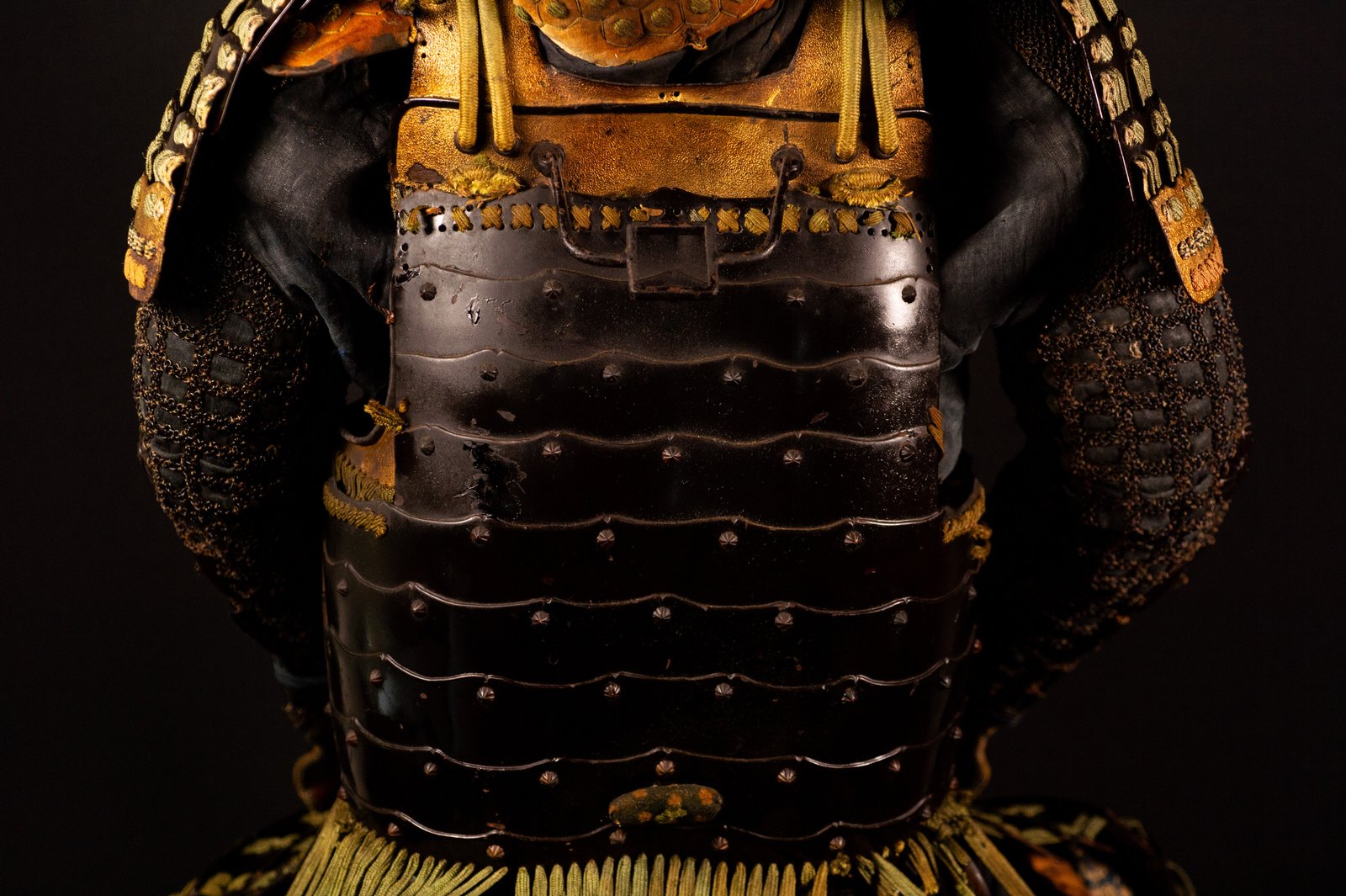 Mid-Edo Samurai Gusoku – Complete Japanese Armor