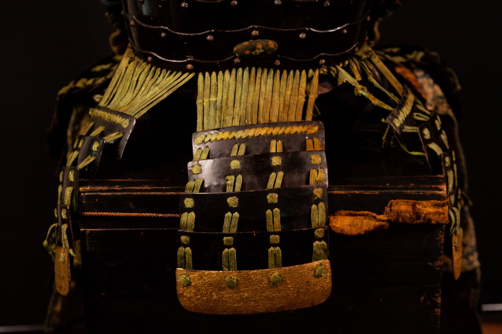 Mid-Edo Samurai Gusoku – Complete Japanese Armor
