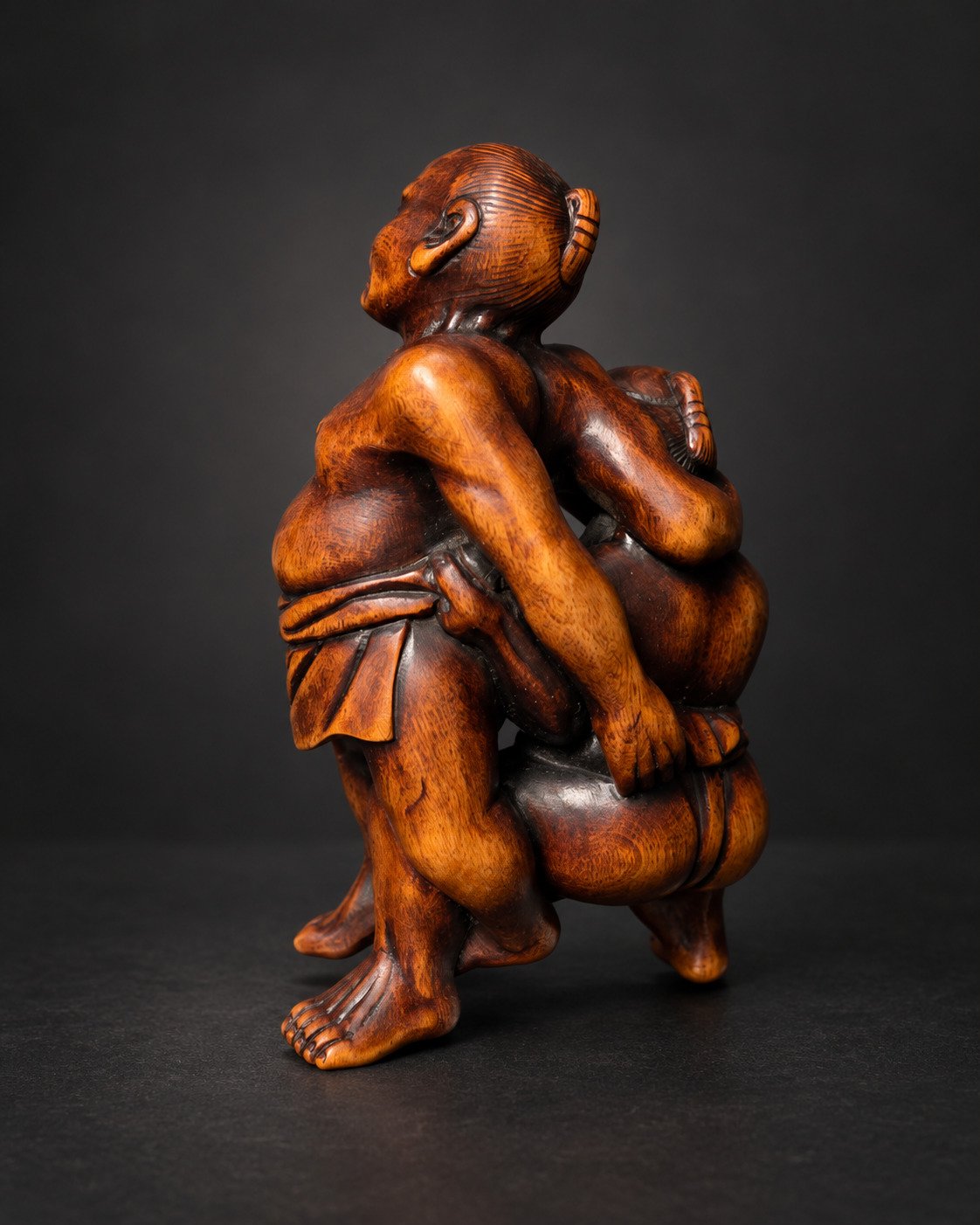 Netsuke of Two Sumō Wrestlers Performing Kawazu-gake