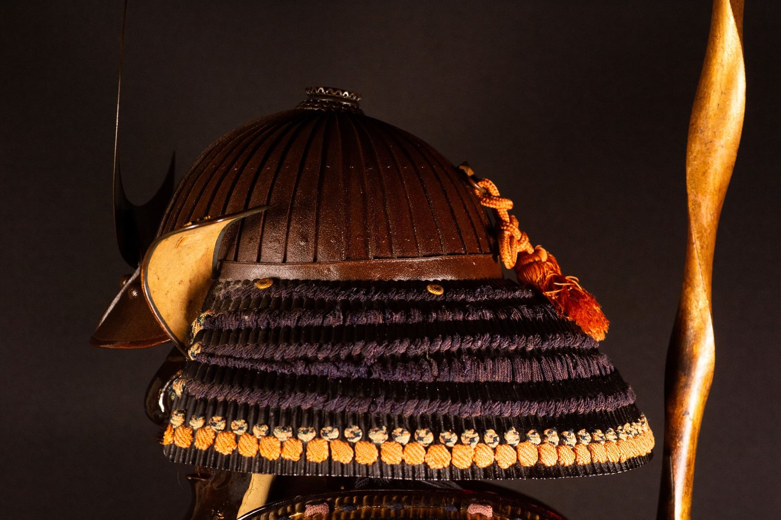 Edo-period Japanese samurai armor with crescent-moon maedate, Tokugawa mitsuba-aoi crests and indigo lacing