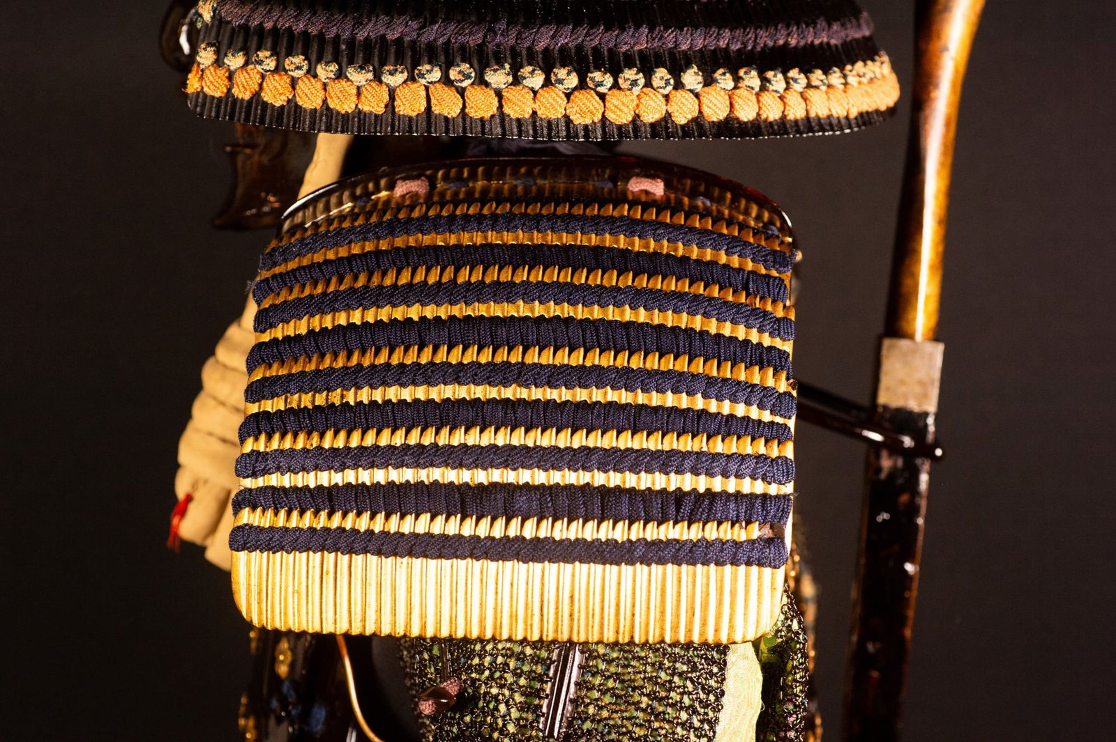 Edo-period Japanese samurai armor with crescent-moon maedate, Tokugawa mitsuba-aoi crests and indigo lacing