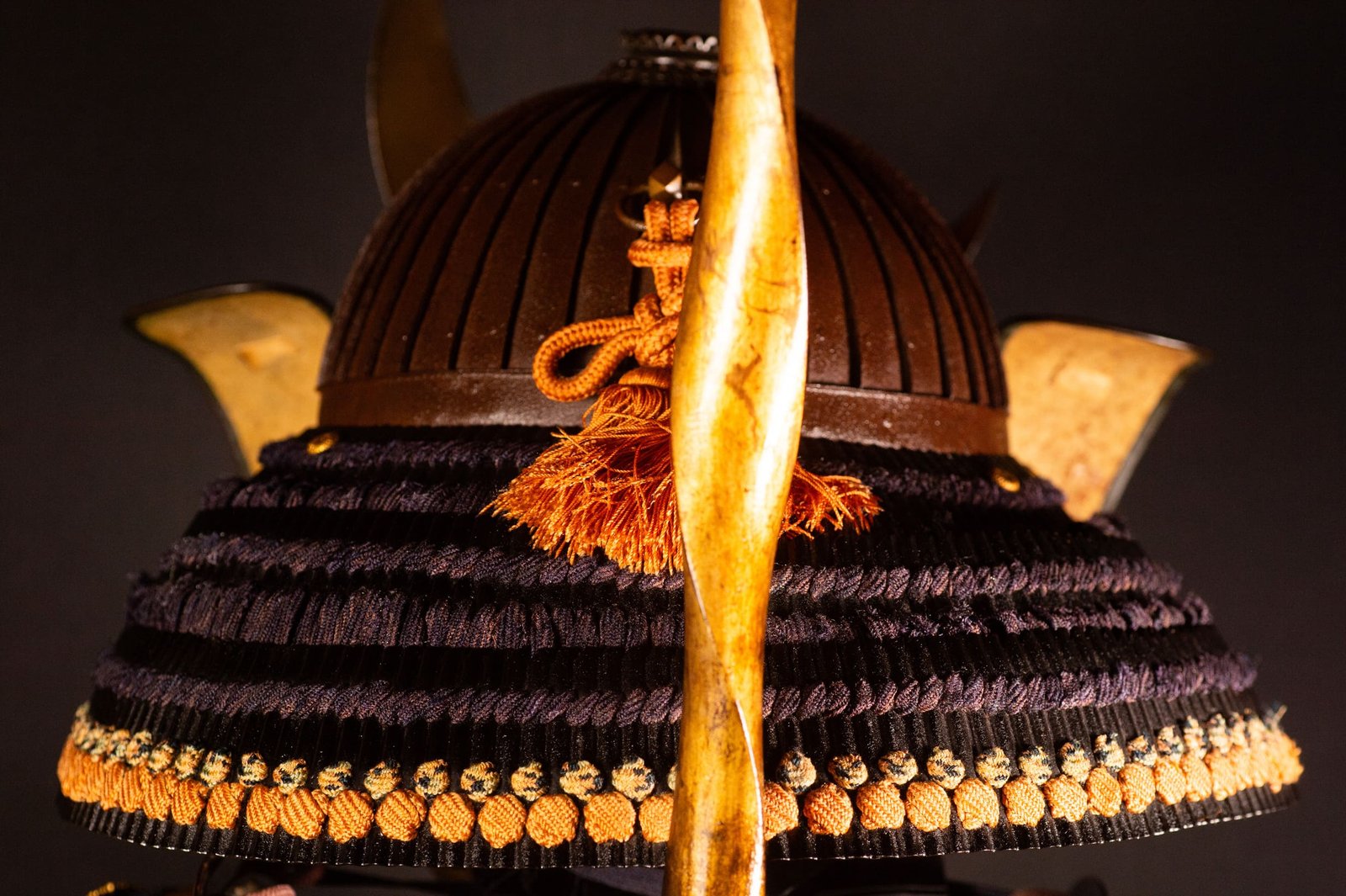 Edo-period Japanese samurai armor with crescent-moon maedate, Tokugawa mitsuba-aoi crests and indigo lacing