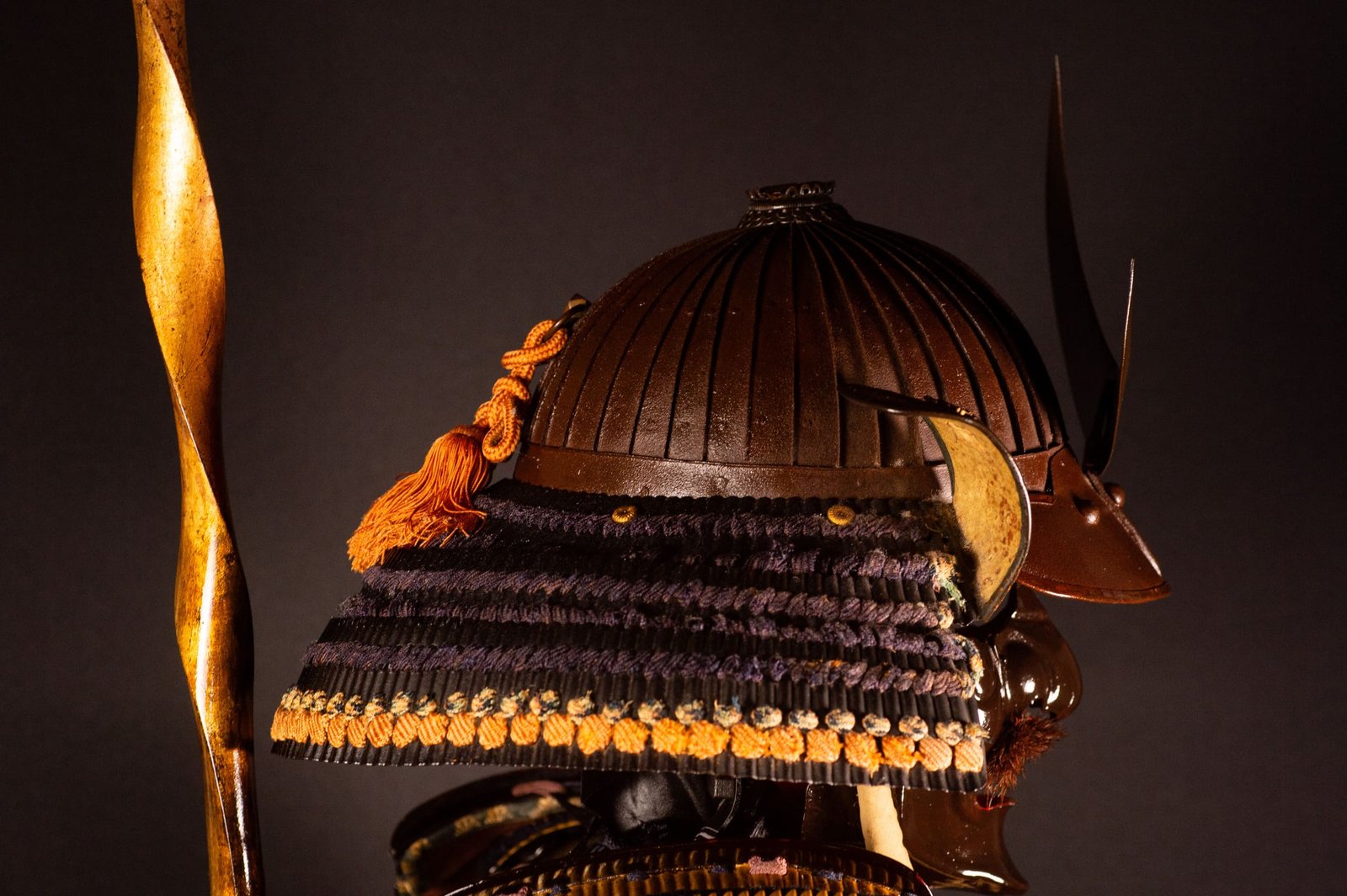 Edo-period Japanese samurai armor with crescent-moon maedate, Tokugawa mitsuba-aoi crests and indigo lacing