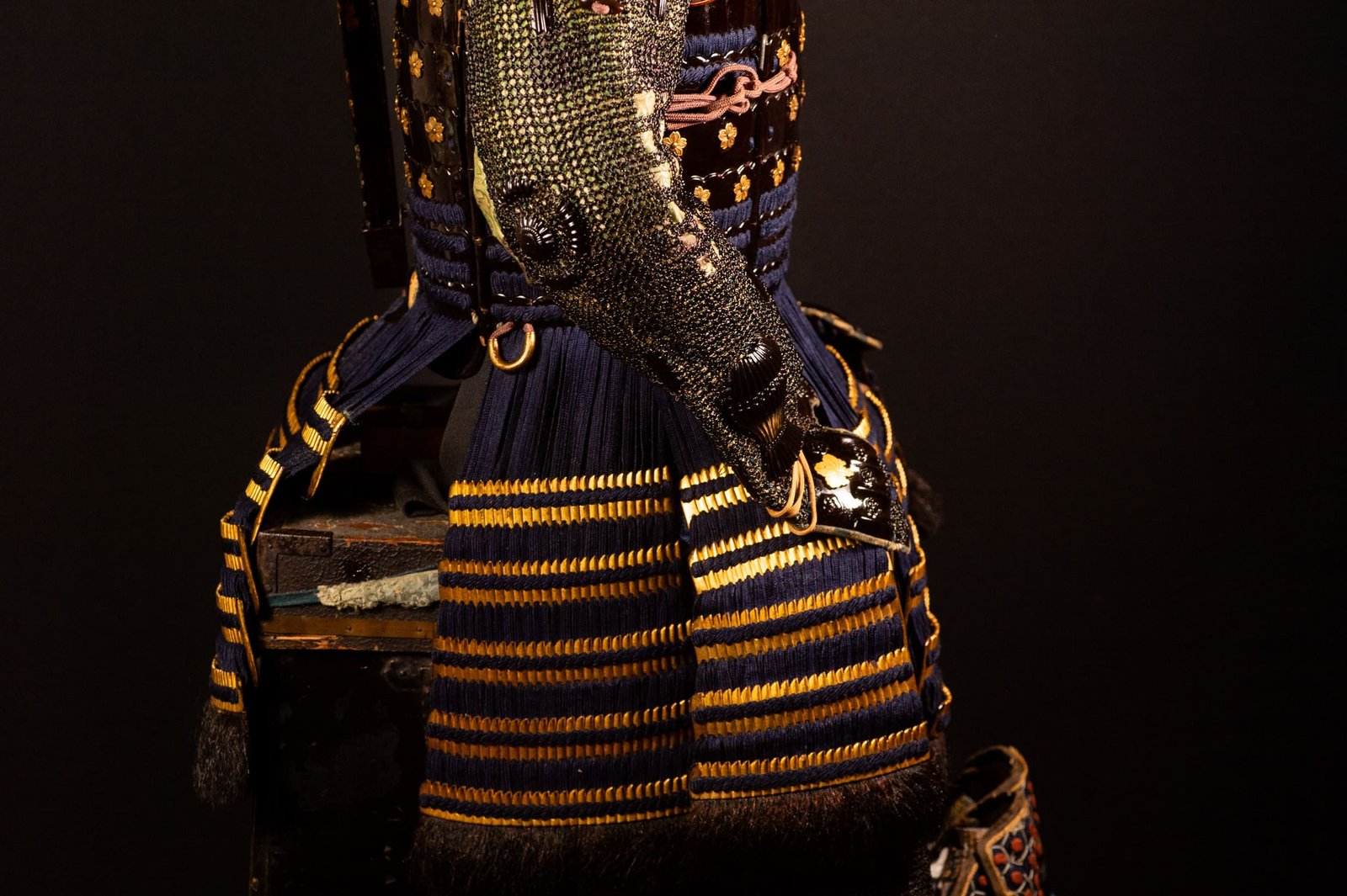 Edo-period Japanese samurai armor with crescent-moon maedate, Tokugawa mitsuba-aoi crests and indigo lacing