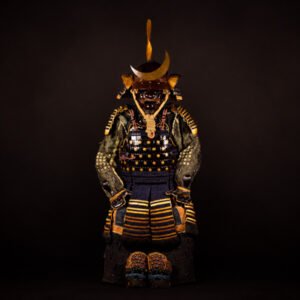 Armure de Samouraï avec Maedate en Croissant de Lune et Mon Tokugawa – Époque Edo