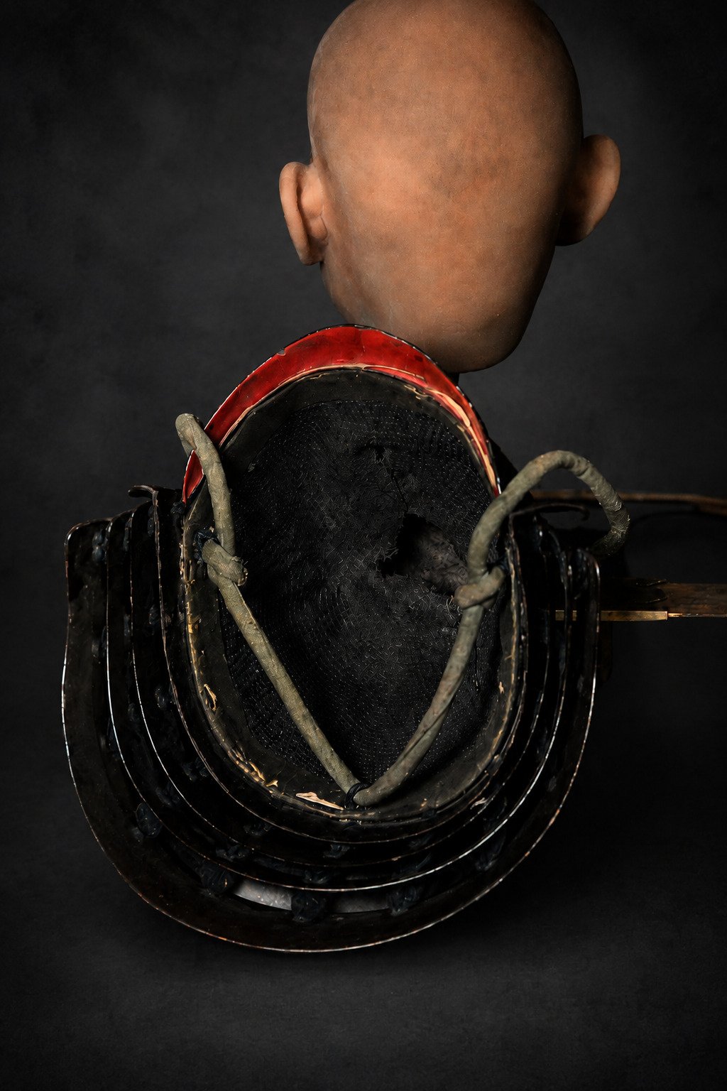 Zunari Kabuto with Gold Crescent Wakidate