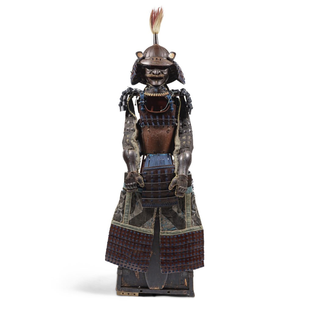 ARMURE COMPOSITE EN FER NATUREL ET LAQUE BRUNE