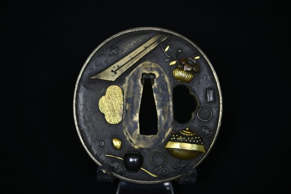 Marugata bronce items