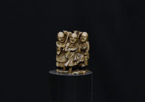 Okimono festivity men ivory