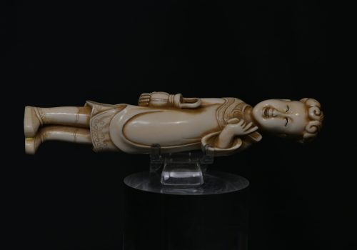 Okimono court noble ivory