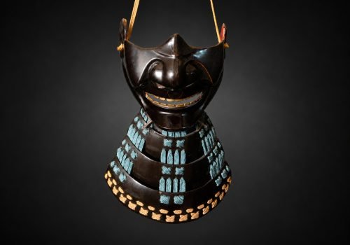 Edo Period Nerikawa Mempō with Three-Lame Yodare-kake – Black Lacquer