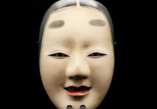 Noh mask ko omote