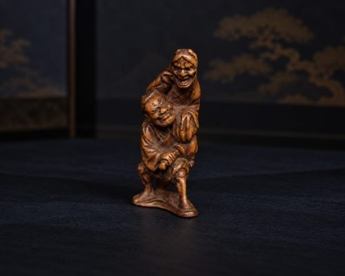 Katabori Netsuke carving - Reading a Hannya and Samurai scene