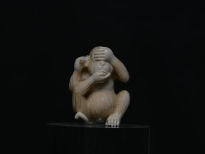 Netsuke monkey II ivory